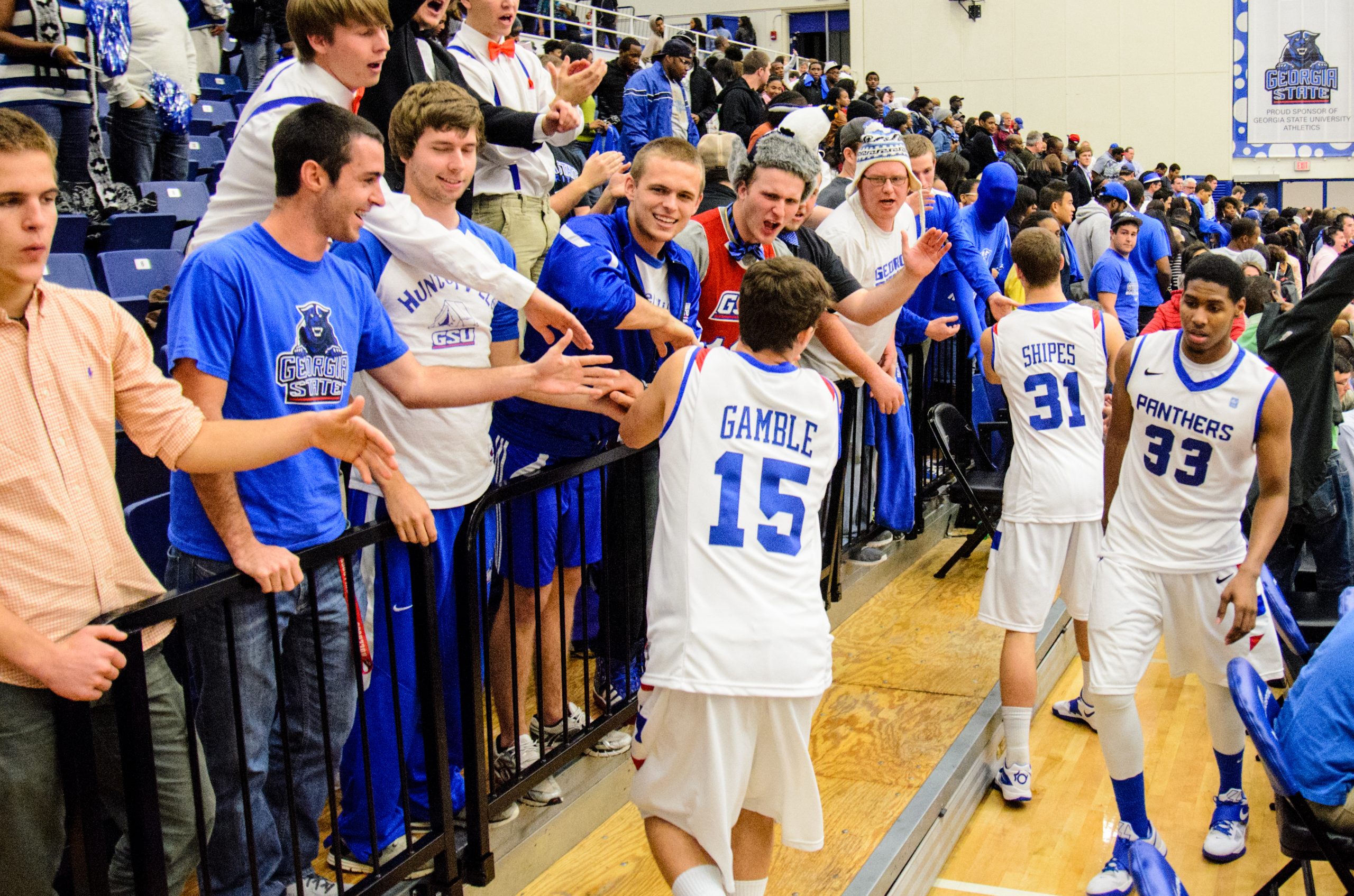 Men s Basketball Finishes Undefeated At Coaches Vs Cancer Classic By 