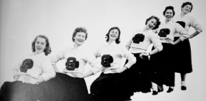 Georgia State cheerleaders. Photo courtesy of Georgia State Archives.