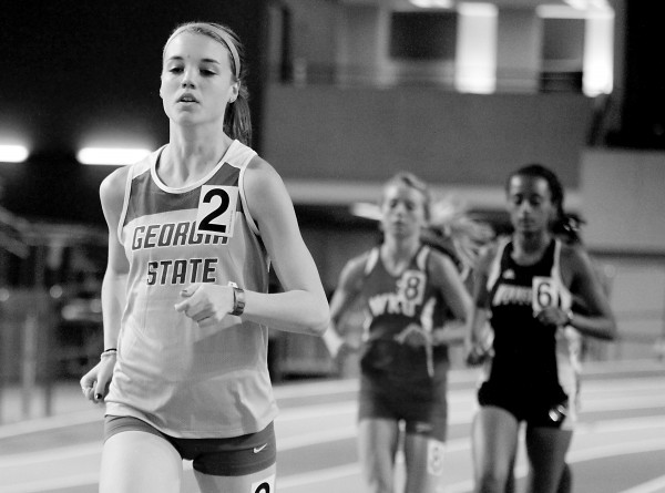 Hannah Stefanoff competing in a race.