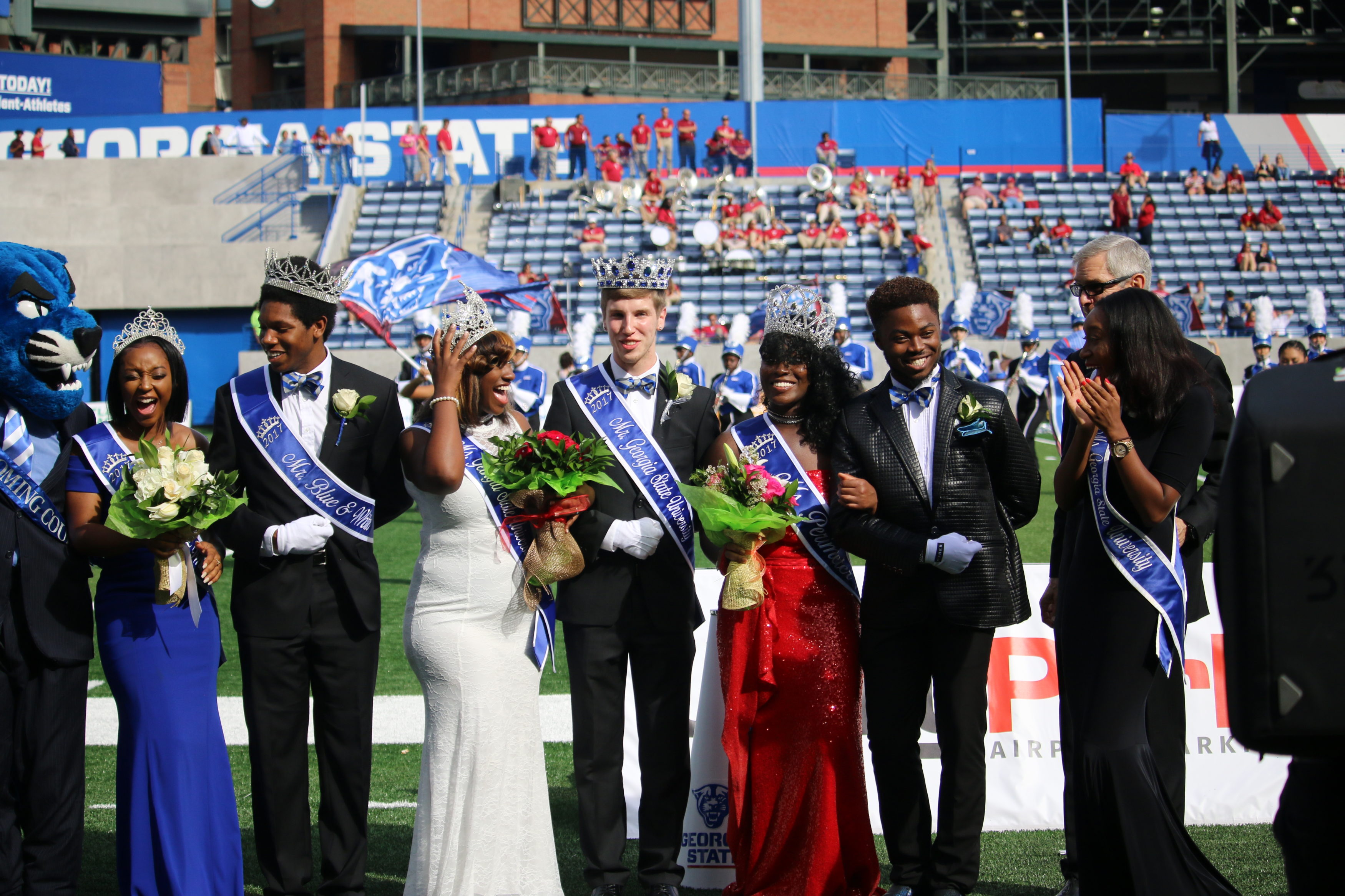 HOCO Royal Court