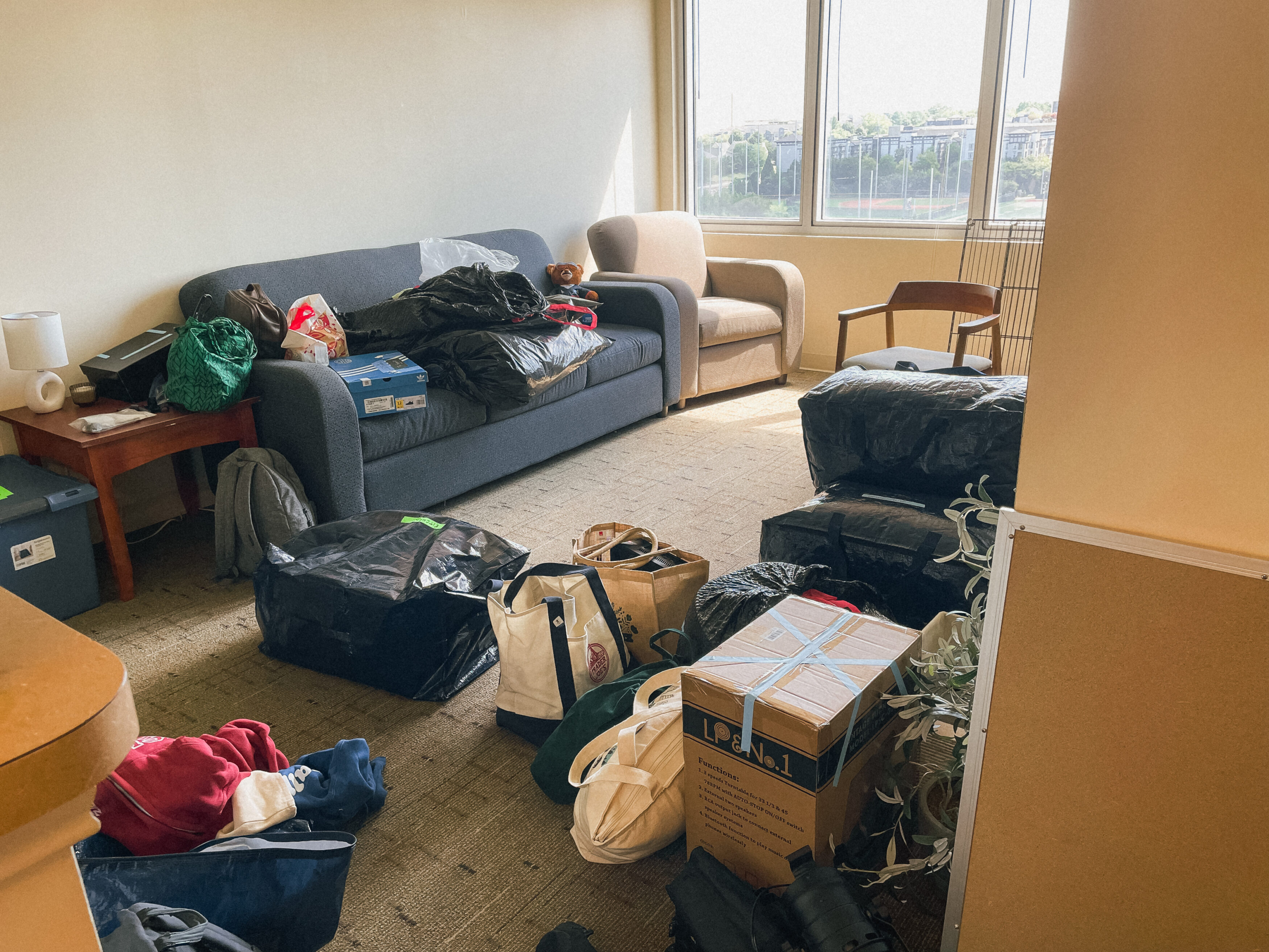 08_29_23_movein_hunterlaserna